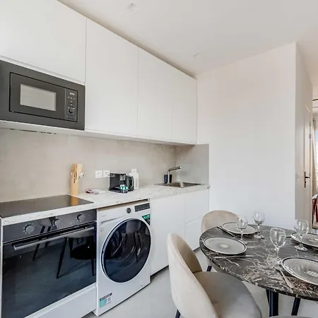 Charming Duplex 2br 6p - *